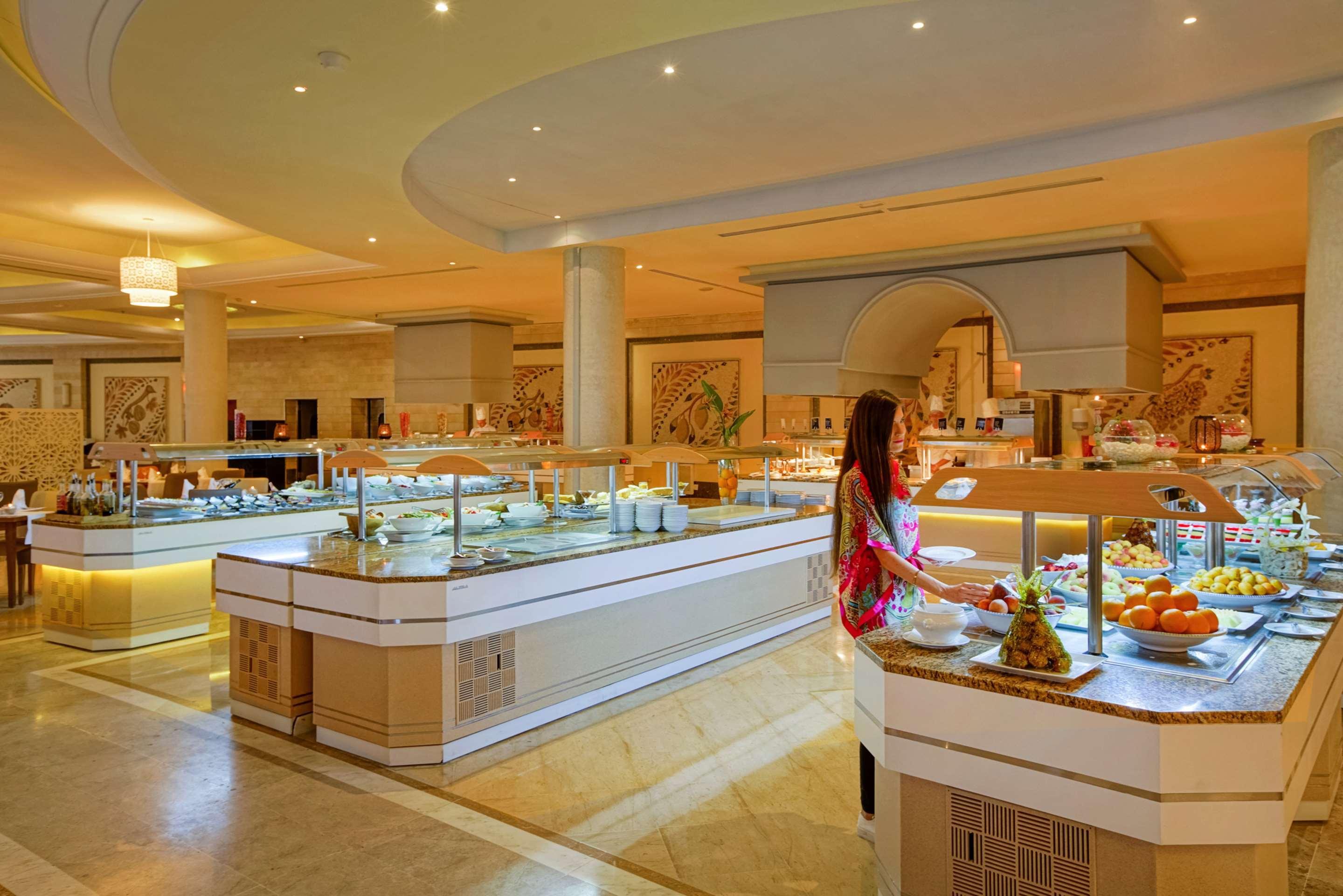 Steigenberger Marhaba Thalasso Hammamet Exterior foto Buffet at a hotel